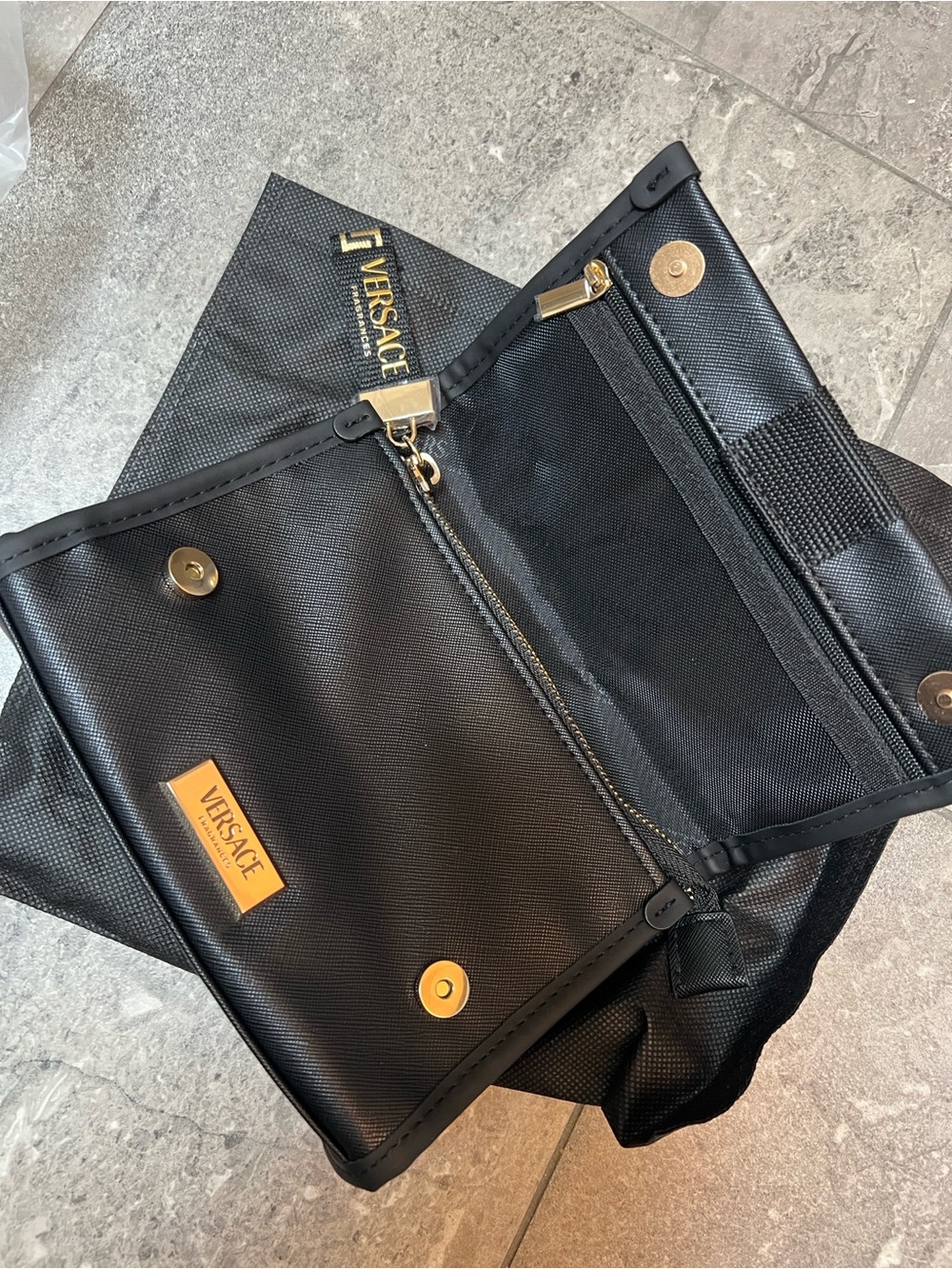 Versace Black Logo Travel Pouch NWT - Picture 4 of 8